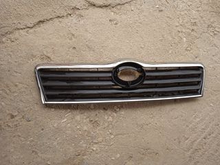 ΜΑΣΚΑ ΓΙΑ TOYOTA AVENSIS '03-'05