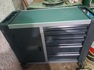 Πωλειται εργαλειοφορεας-thumb-1