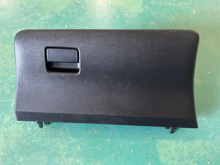 ΝΤΟΥΛΑΠΑΚΙ ΤΑΜΠΛΟ 55550-0D151 TOYOTA YARIS