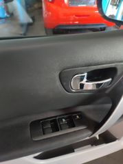 Nissan Qashqai+2 2010-thumb-4