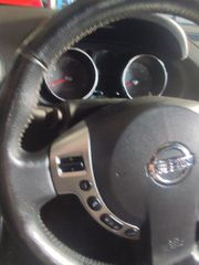 Nissan Qashqai+2 2010-thumb-16