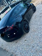 Tesla Model Y 2023 Performance Full driving