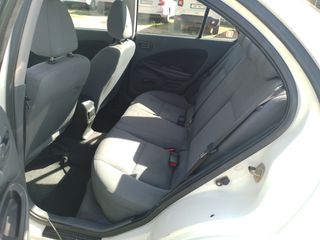 Nissan Almera 2005 ALMERA-thumb-18