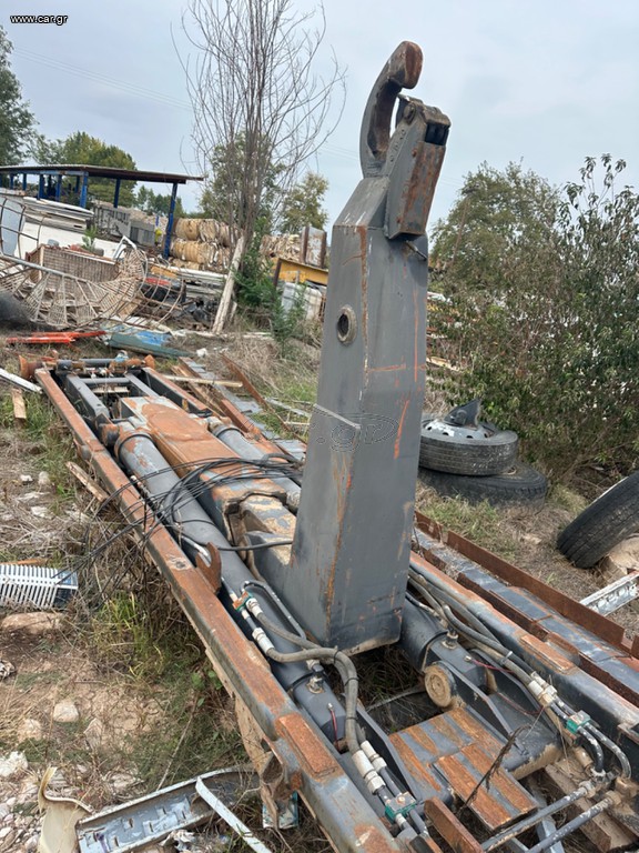 Ανατρεπόμενο Για Containers Με Βραχίονες Ackermann 2005