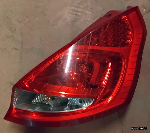 ΠΕΤΡΟΠΟΥΛΟΣ ΠΙΣΩ ΔΕΞΙ ΦΑΝΑΡΙ FORD FIESTA 2008-2013