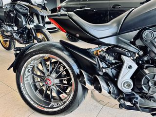 Ducati X DIAVEL 2016-thumb-3