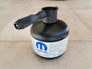 ΑΦΡΟΣ ΕΠΙΣΚΕΥΗΣ ΕΛΑΣΤΙΚΩΝ ΑΥΤΟΚΙΝΗΤΟΥ (ΓΝΗΣΙΟΣ-300 ml) & ΚΟΥΤΙ ΕΡΓΑΛΕΙΩΝ PEUGEOT 2008