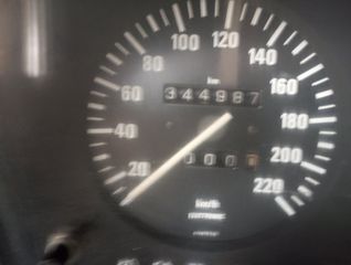 Bmw 518 1984-thumb-5