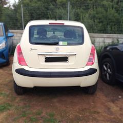 Lancia Ypsilon 2004 1.2-thumb-2