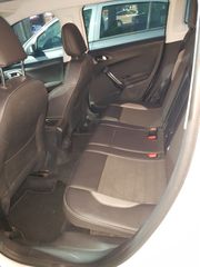 Peugeot 2008 2017-thumb-4