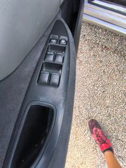 Nissan Primera P12-thumb-10