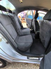 Nissan Primera P12-thumb-14
