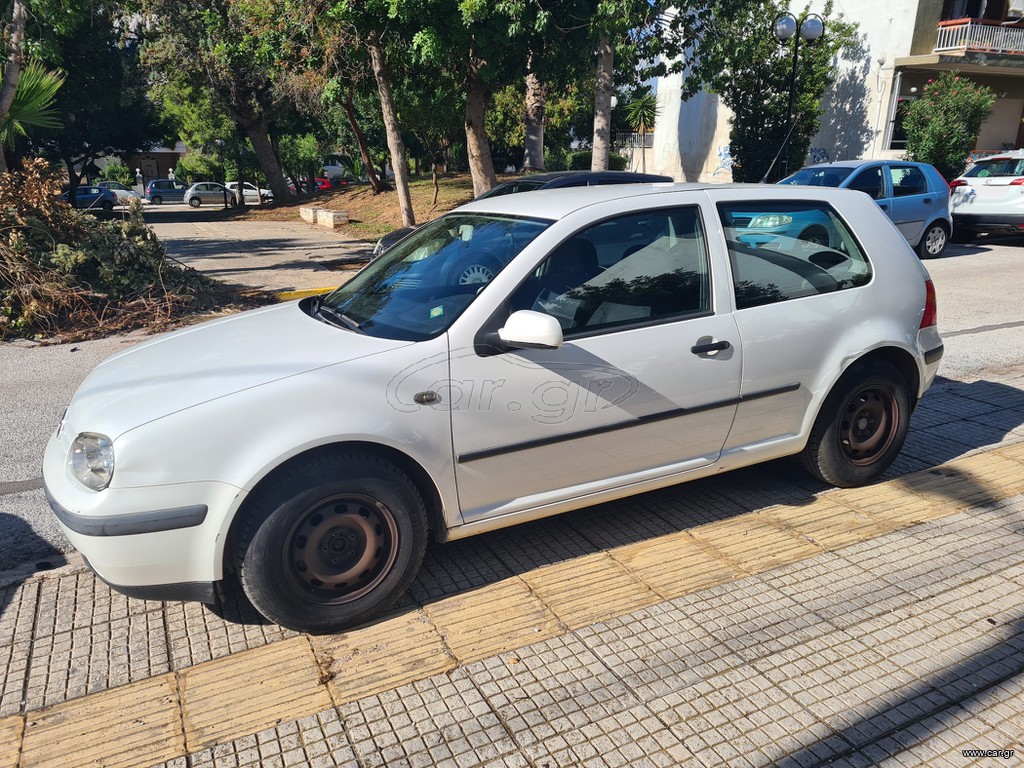 Volkswagen Golf '00