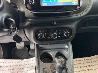 Smart ForTwo 2016 AYTOMATO, PANORAMA,NAVI!-thumb-13