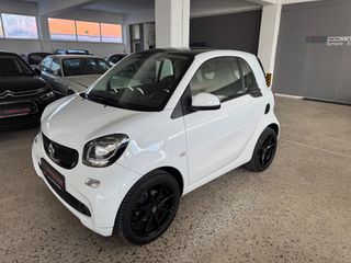 Smart ForTwo 2016 AYTOMATO, PANORAMA,NAVI!-thumb-1