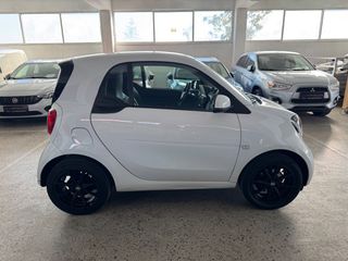 Smart ForTwo 2016 AYTOMATO, PANORAMA,NAVI!-thumb-6