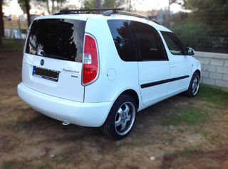 Skoda Roomster 2012 1.2 TSI-thumb-2