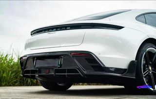 Porsche TAYCAN Full CARBON ΔΙΑΧΥΤΗΣ ΠΙΣΩ ΠΡΟΦΥΛΑΚΤΗΡΑ