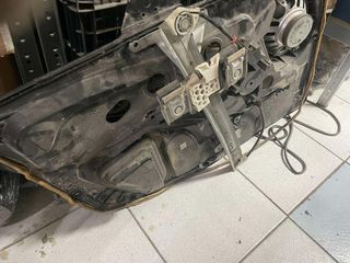 FORD FOCUS ΓΡΥΛΛΟΣ ΠΑΡΑΘΥΡΟΥ ΕΜΠΡΟΣ ΔΕΞΙΣ ΗΛΕΚΤΡΙΚΟΣ  01-05