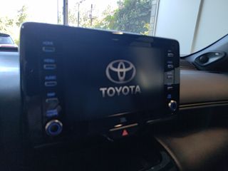 Toyota Yaris Cross 2021 1.5 Hybrid AWD-i PREMIERE Bi-Tone *Panorama*4x4*-thumb-67