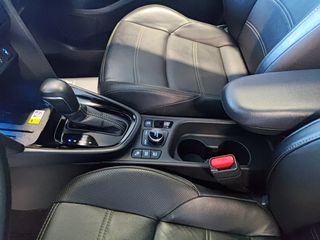 Toyota Yaris Cross 2021 1.5 Hybrid AWD-i PREMIERE Bi-Tone *Panorama*4x4*-thumb-84