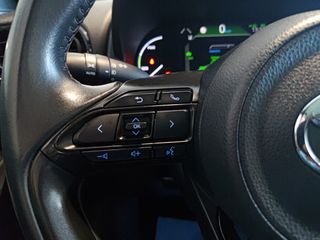 Toyota Yaris Cross 2021 1.5 Hybrid AWD-i PREMIERE Bi-Tone *Panorama*4x4*-thumb-47