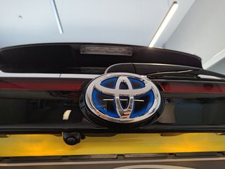 Toyota Yaris Cross 2021 1.5 Hybrid AWD-i PREMIERE Bi-Tone *Panorama*4x4*-thumb-23
