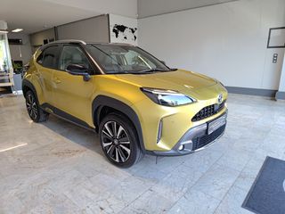 Toyota Yaris Cross 2021 1.5 Hybrid AWD-i PREMIERE Bi-Tone *Panorama*4x4*-thumb-8