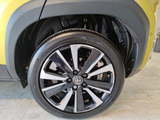 Toyota Yaris Cross 2021 1.5 Hybrid AWD-i PREMIERE Bi-Tone *Panorama*4x4*-thumb-19