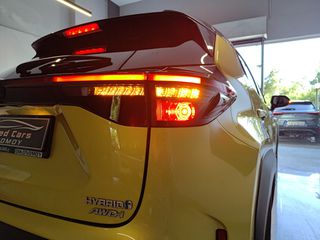Toyota Yaris Cross 2021 1.5 Hybrid AWD-i PREMIERE Bi-Tone *Panorama*4x4*-thumb-24