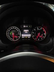Mercedes-Benz A 45 AMG 2014-thumb-13