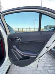 Mercedes-Benz A 45 AMG 2014-thumb-30