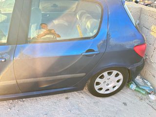Peugeot 307 2003-thumb-11