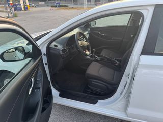 Hyundai i 30 2018 1.4 100 Hp ACTIVE-thumb-15