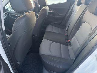 Hyundai i 30 2018 1.4 100 Hp ACTIVE-thumb-21