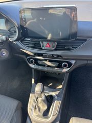Hyundai i 30 2018 1.4 100 Hp ACTIVE-thumb-26