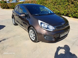 Kia Rio 2012 1.1 CRDi ECO DYNAMICS GT LINE-thumb-5
