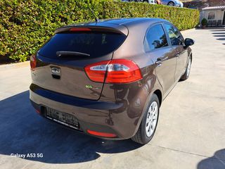 Kia Rio 2012 1.1 CRDi ECO DYNAMICS GT LINE-thumb-10