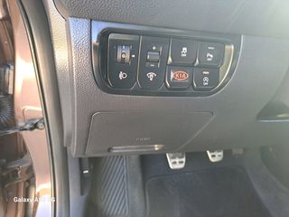 Kia Rio 2012 1.1 CRDi ECO DYNAMICS GT LINE-thumb-25