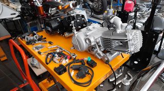 polaplasiastis takegawa gia honda c50 glx dax chaly astrea supra ss50 z50j Z50R monkey Gorilla lifan bobo skyteam Jincheng Jintong JC50 MODIFYING GARAGE "since1993" TAKEGAWAGR - 4miniracingparts,gr-thumb-29