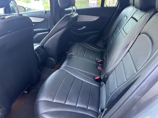 Mercedes-Benz GLC 250 2019 D AMG LINE 9G-thumb-10