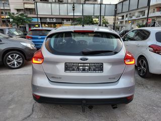 Ford Focus 2015-thumb-3