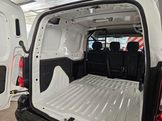 Κλούβα Peugeot 2018 Partner - 3θέσιο - Από μεγάλο Service-thumb-14