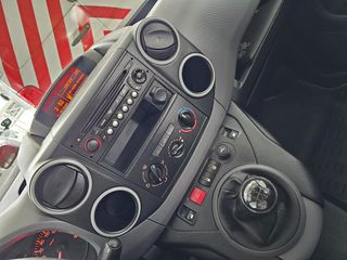 Κλούβα Peugeot 2018 Partner - 3θέσιο - Από μεγάλο Service-thumb-13