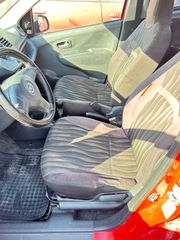 Nissan Pixo 2012-thumb-16
