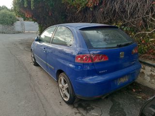 Seat Ibiza 2002-thumb-2