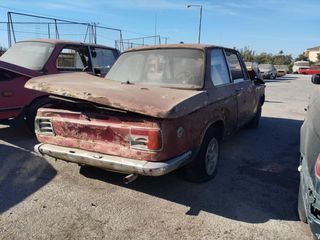 Bmw 2002 1970-thumb-4