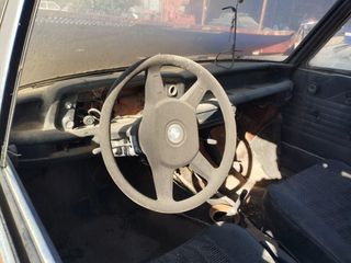 Bmw 2002 1970-thumb-11