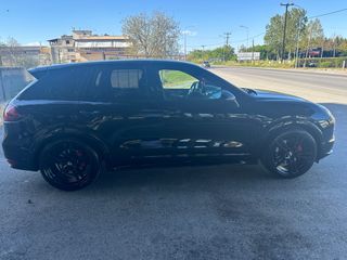 Porsche Cayenne 2015 S V8-thumb-5