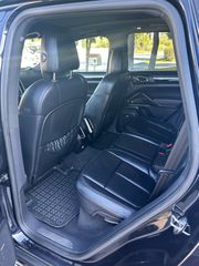 Porsche Cayenne 2015 S V8-thumb-11